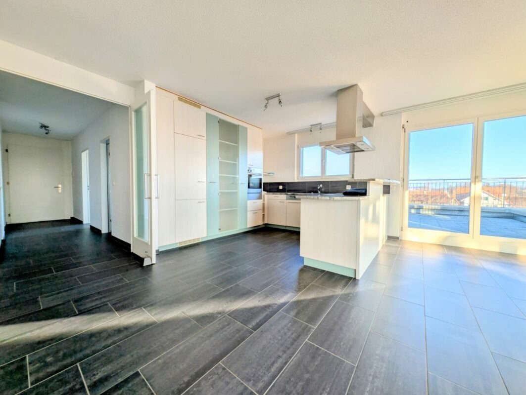 Exclusive terrace apartment with stunning mountain views Apartment in Hombrechtikon, Zurich, Switzerland