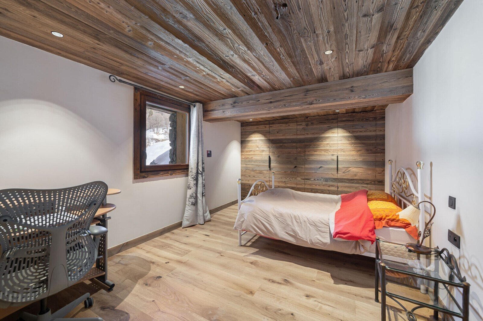 Apartment in Les Allues, Auvergne-Rhône-Alpes, France