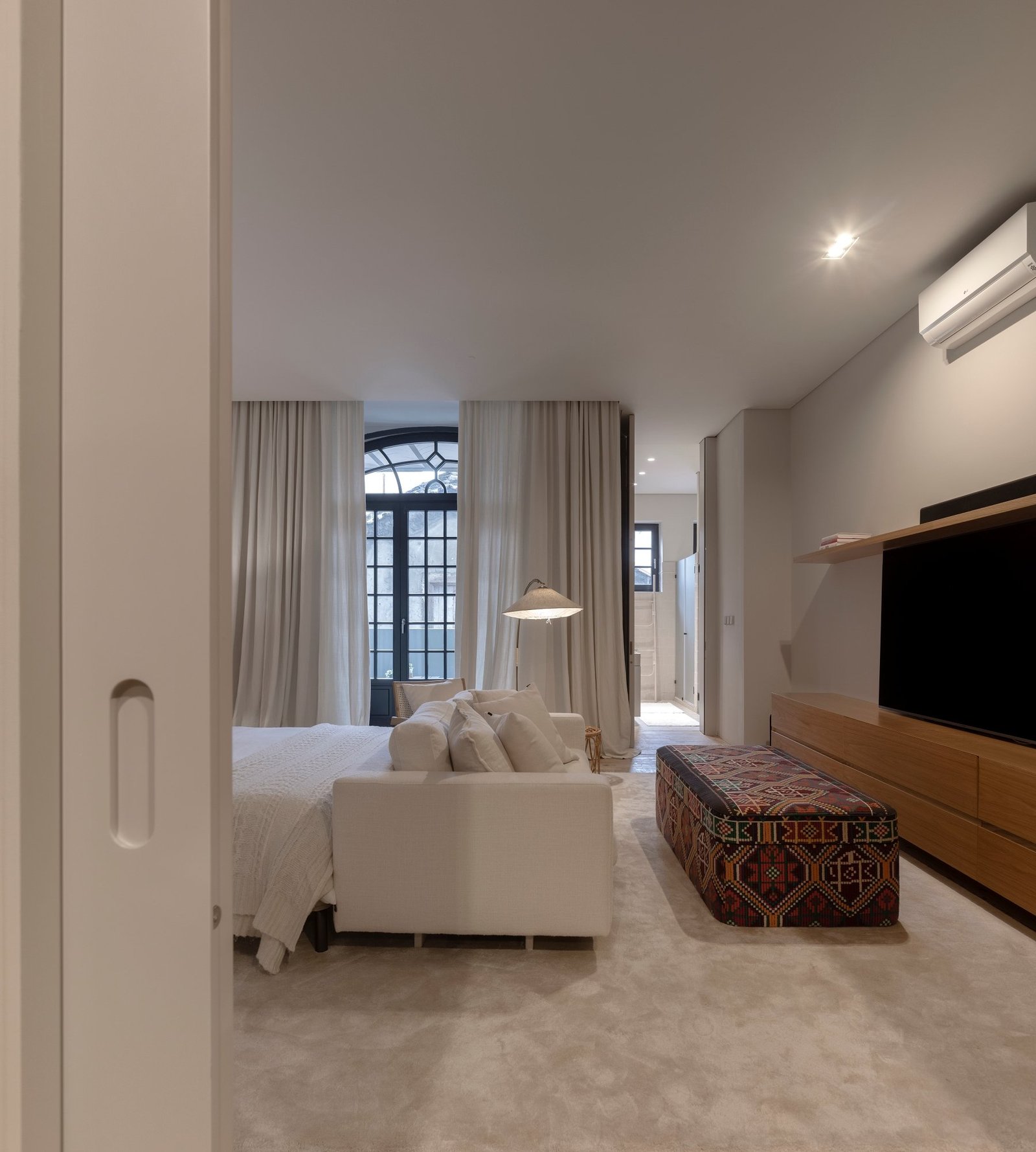 Charming Massive Apartment Apartment in Lisbon, Lisbon, Portugal