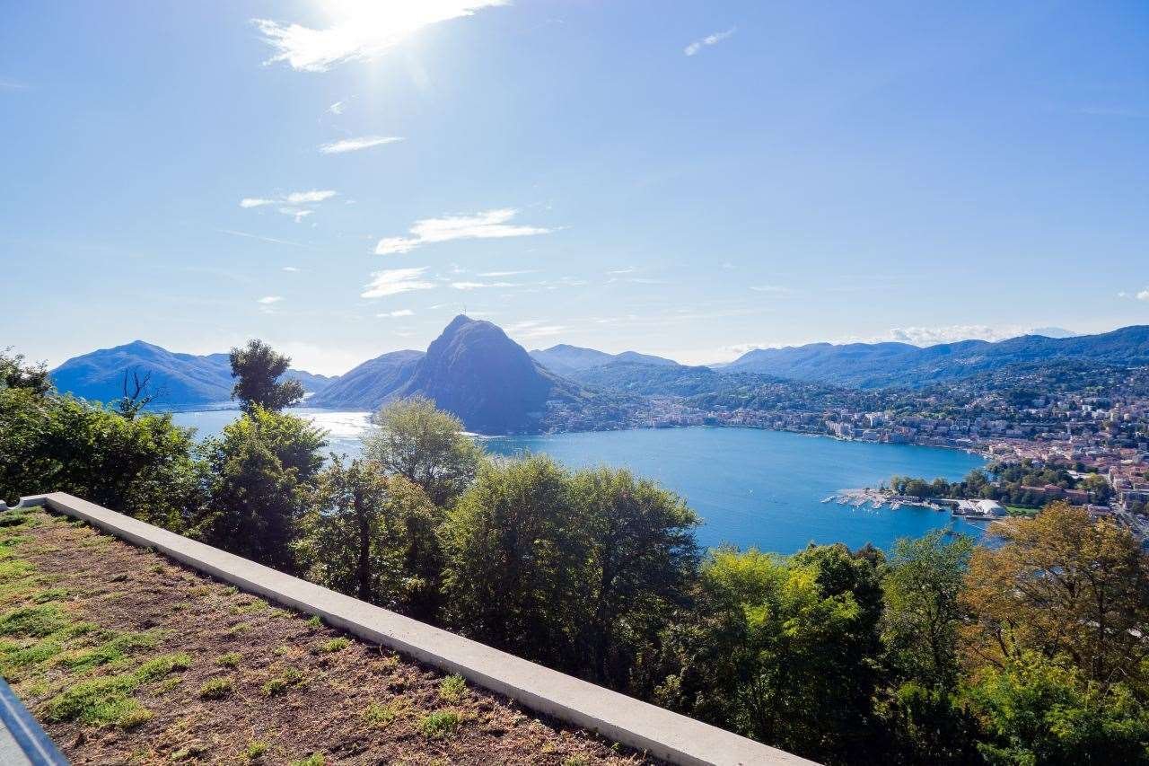 Appartamento Di Vacanza Con Strepitosa Vista Lago Apartment in Lugano, Ticino, Switzerland