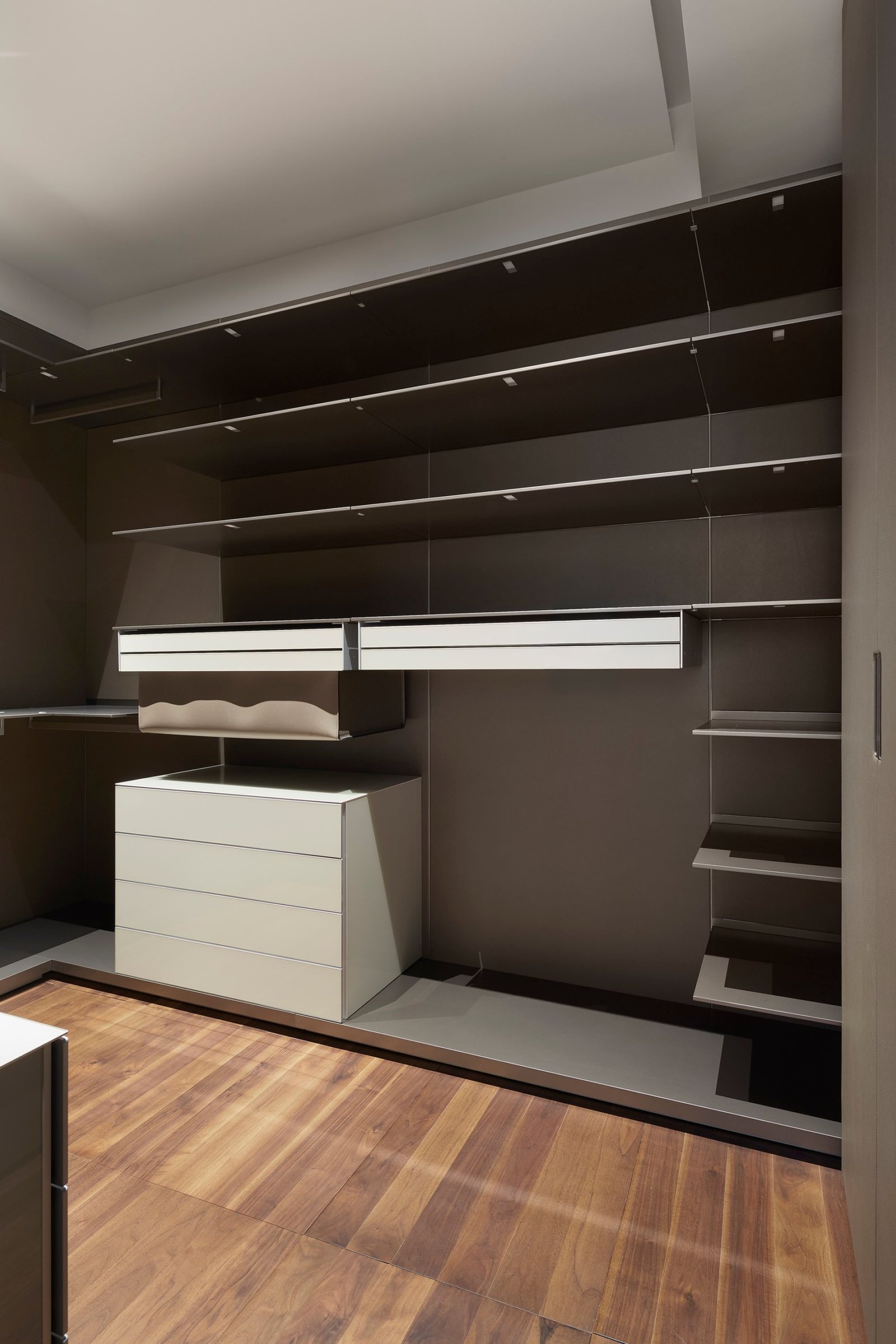 Refined Residence In The Quadrilatero Della Moda Apartment in Milan, Lombardy, Italy