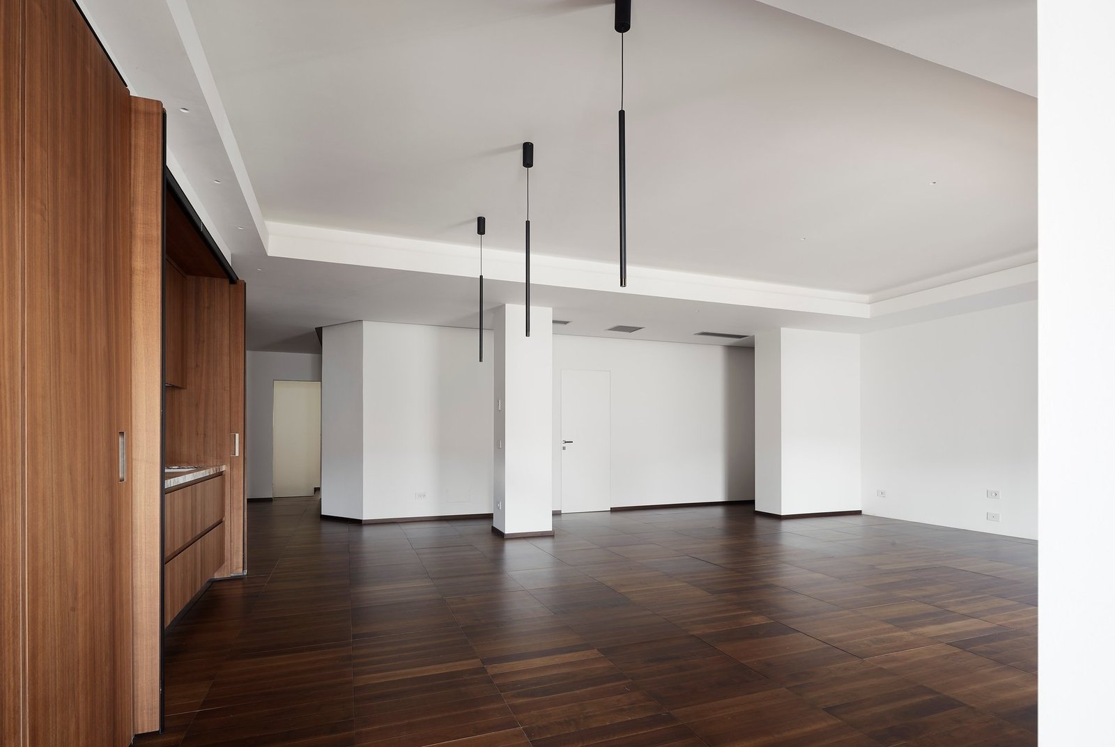 Refined Residence In The Quadrilatero Della Moda Apartment in Milan, Lombardy, Italy