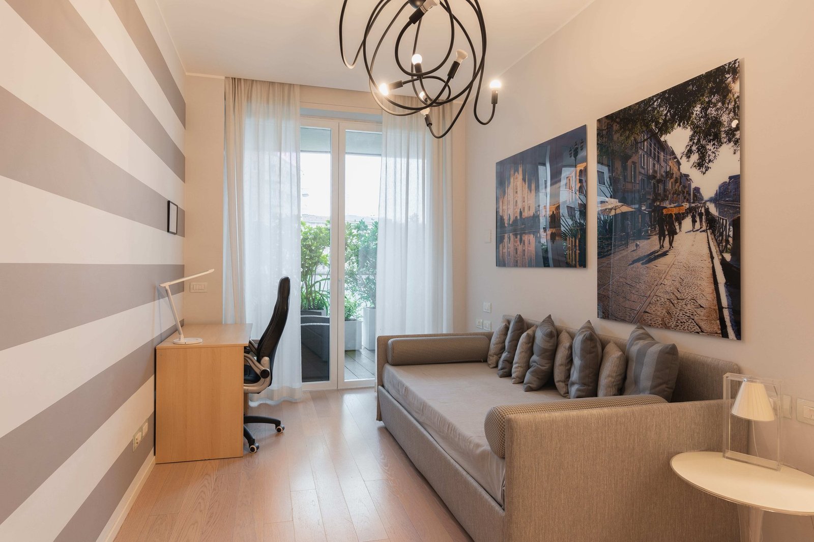 Modern Apartment In City Life Apartment in Milan, Lombardy, Italy