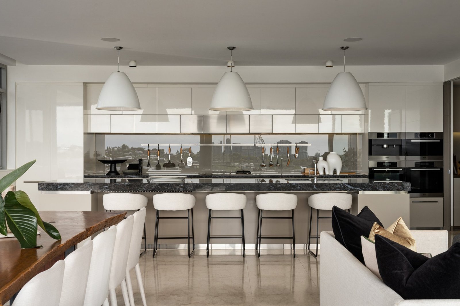 One Pier The Ultimate Single Level Penthouse With Unrivalled 52m North East River Frontage Apartment in Newstead, Queensland, Australia