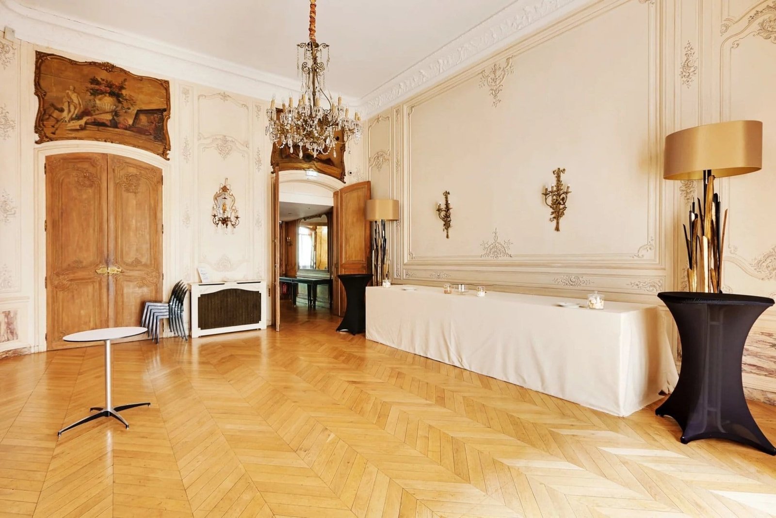 Paris 8ème Apartment de