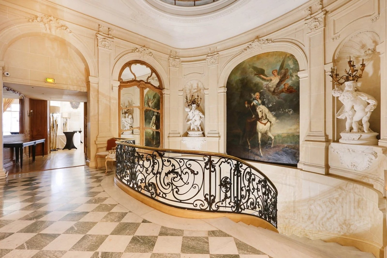 Paris 8ème Apartment France, France