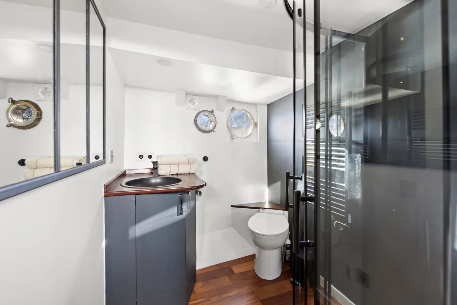 Apartment in Paris, Île-de-France, France