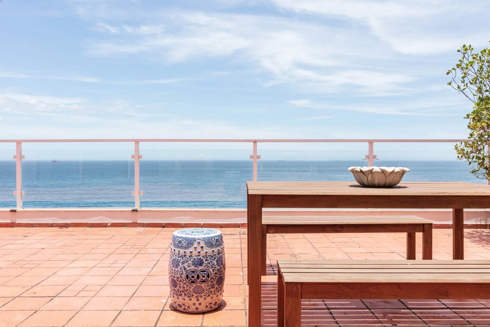 Rio354 Beachfront Triplex Penthouse In Copacabana Apartment in Rio de Janeiro, State of Rio de Janeiro, Brazil