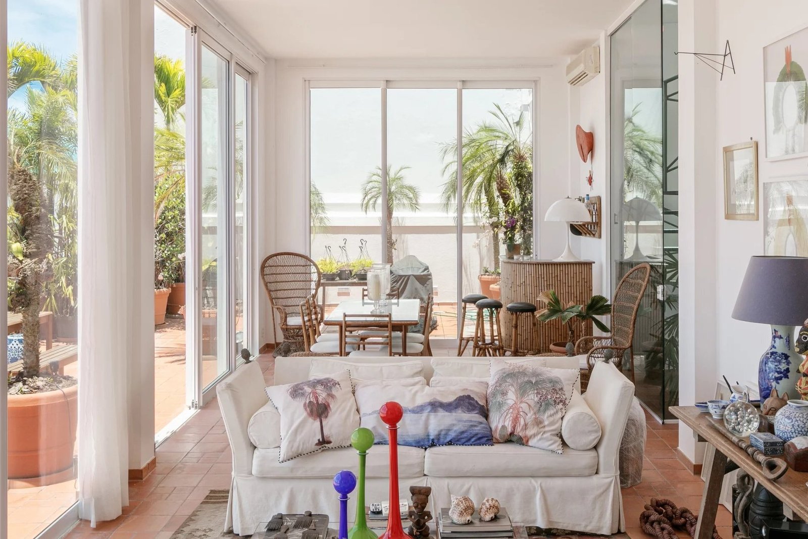 Rio354 Beachfront Triplex Penthouse In Copacabana Apartment in Rio de Janeiro, State of Rio de Janeiro, Brazil