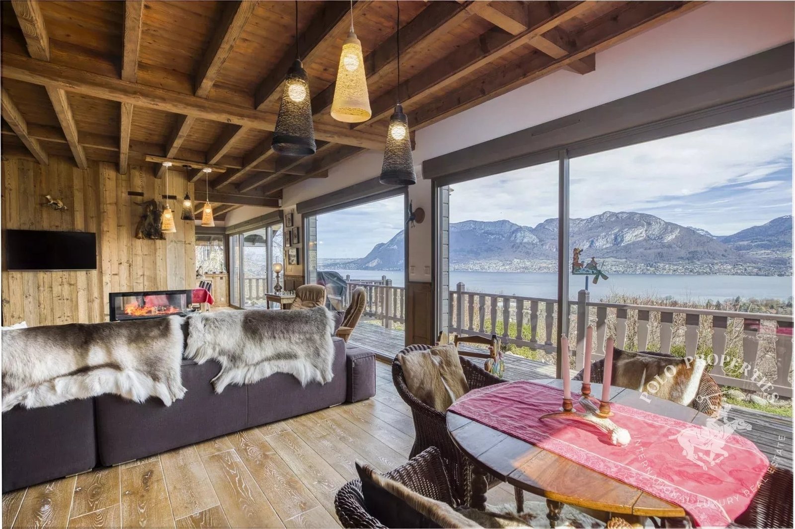Apartment in Sévrier, Auvergne-Rhône-Alpes, France