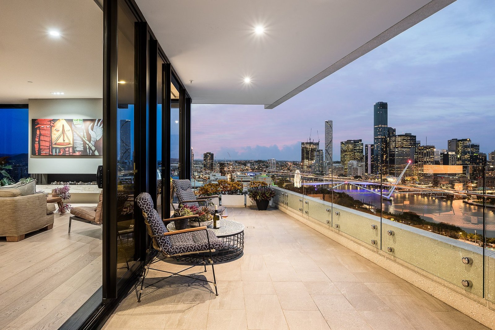 Luxurious Penthouse Living With Incredible Panoramic Views Apartment in South Brisbane, Queensland, Australia