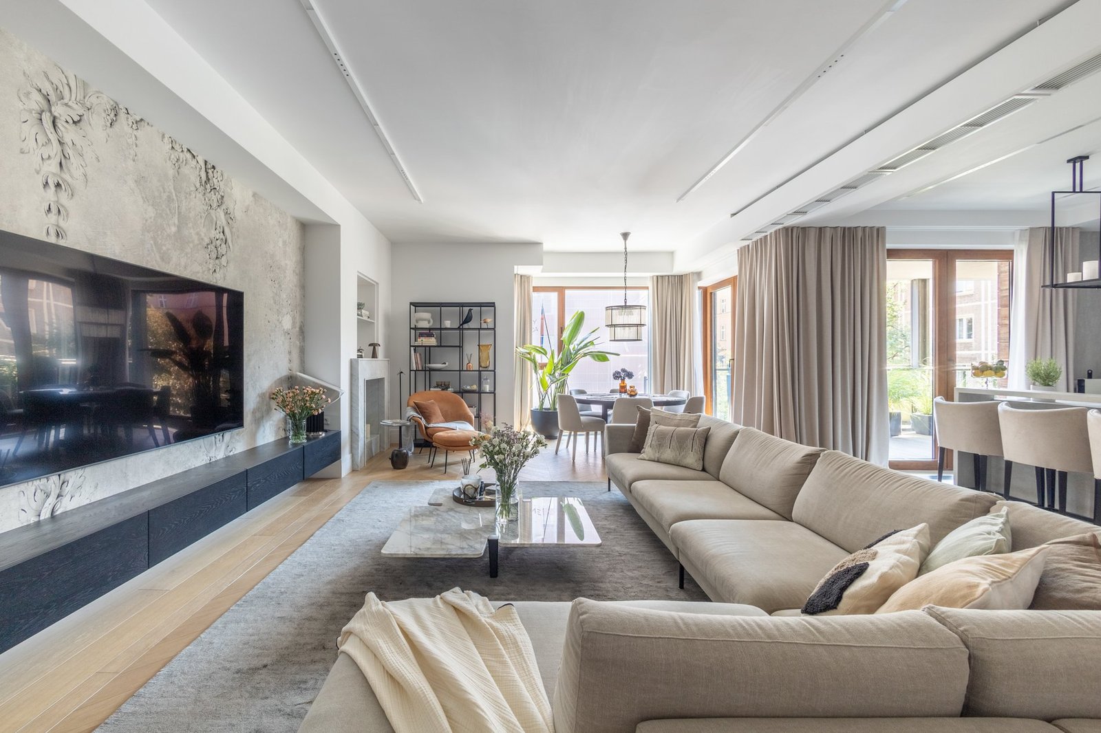 Unique Apartmetn In The Very Center Of Warsaw | Pool, Gym, Squash Court Apartment in Warsaw, Masovian Voivodeship, Poland