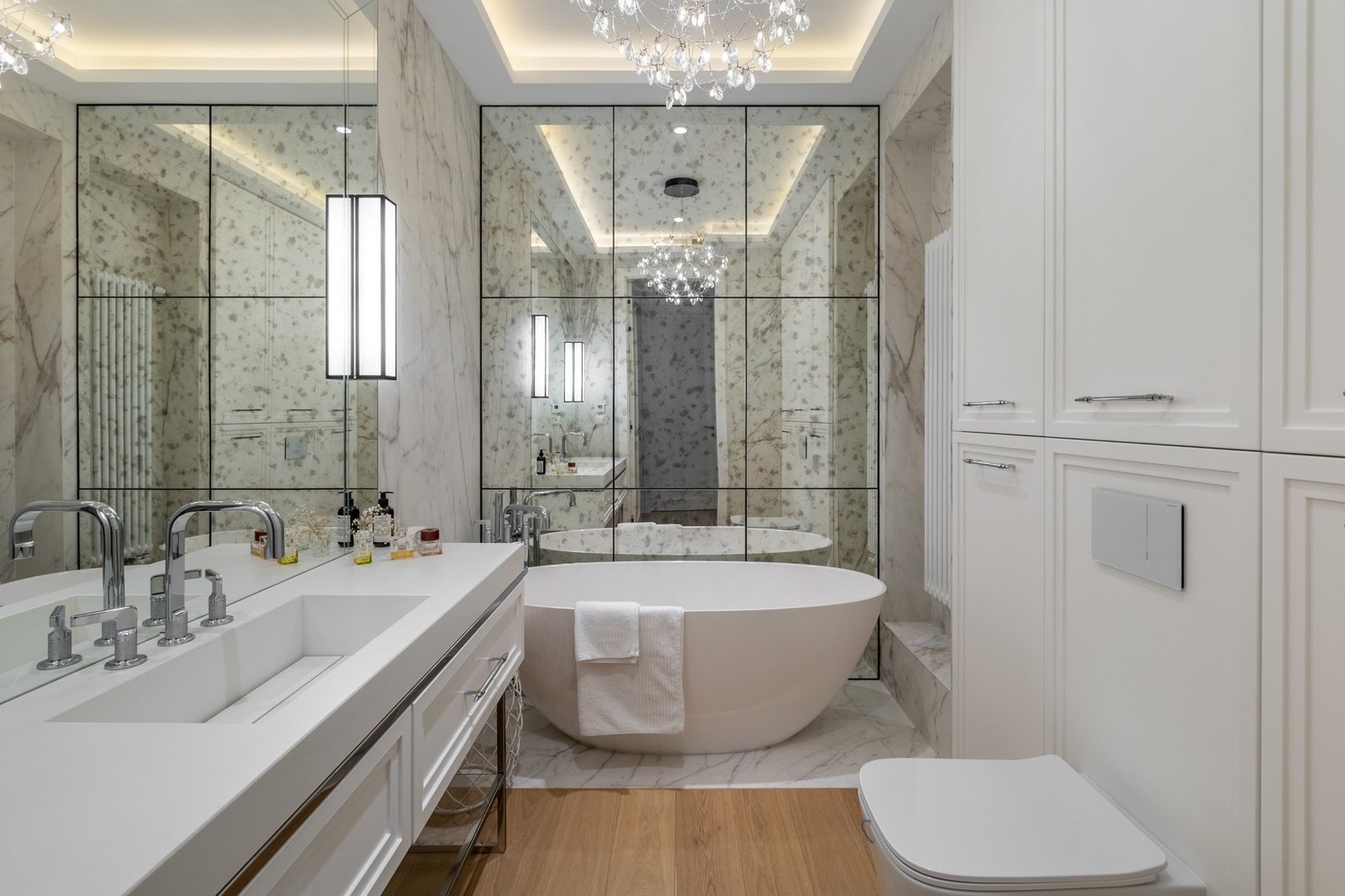 Unique Apartmetn In The Very Center Of Warsaw | Pool, Gym, Squash Court Apartment in Warsaw, Masovian Voivodeship, Poland