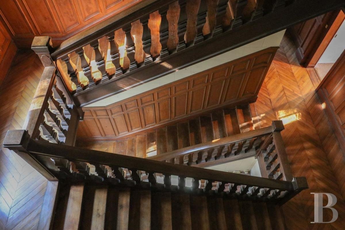 A Majestic, Early 20th Century Manor House, Its Outbuildings And More Than 7 Ha Of Parklands, Castle in Trouville-sur-Mer, Normandy, France