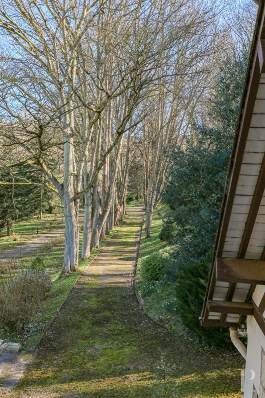 A Majestic, Early 20th Century Manor House, Its Outbuildings And More Than 7 Ha Of Parklands, Castle in Trouville-sur-Mer, Normandy, France
