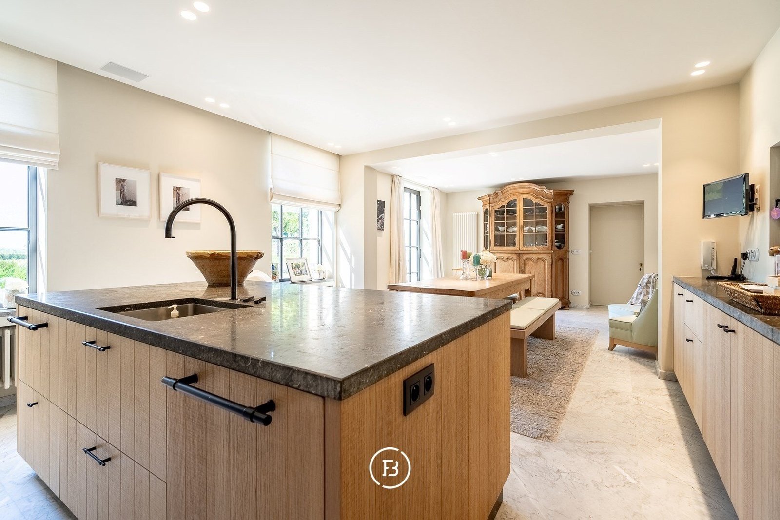 Castle Les Gobelets Castle in Waasmunster, Flanders, Belgium