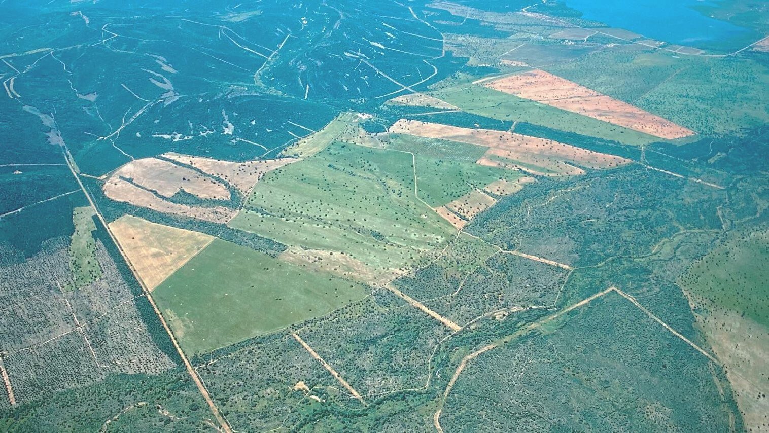 Hunting Estate With Almost 5,000 Acres In The Heart Of The Toledo Mountain. Estate in Ciudad Real, Castile-La Mancha, Spain