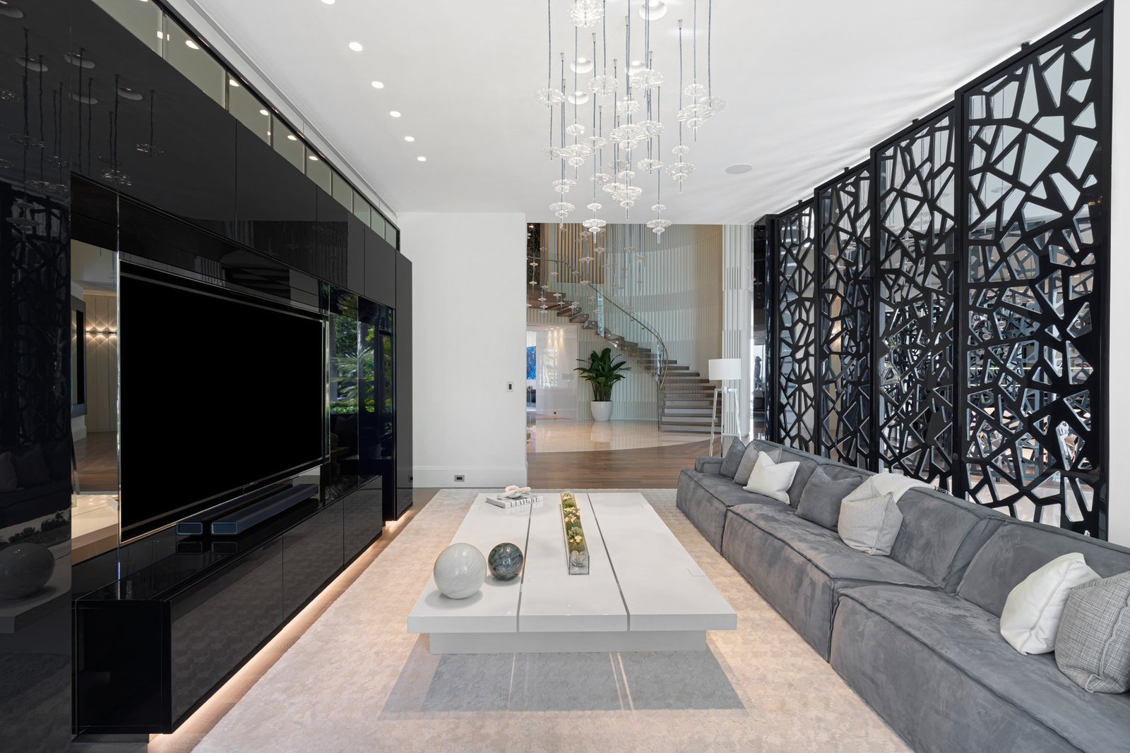 Architectural Marvel On Biscayne Bay Estate in Coral Gables, Florida, United States