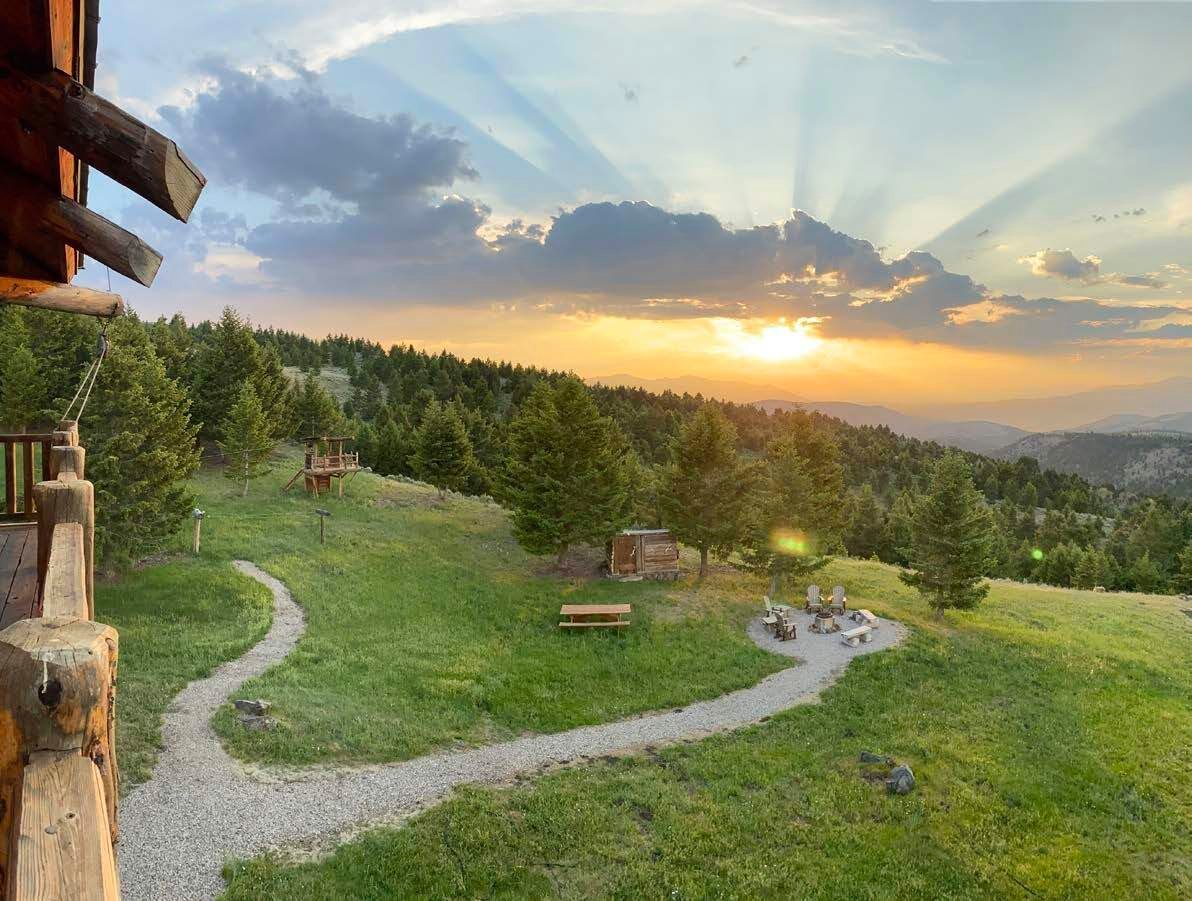 A Luxury Montana Mountain Resort Situated On 379 Acres Of Private Land. Farm Ranch in Ennis, Montana, United States