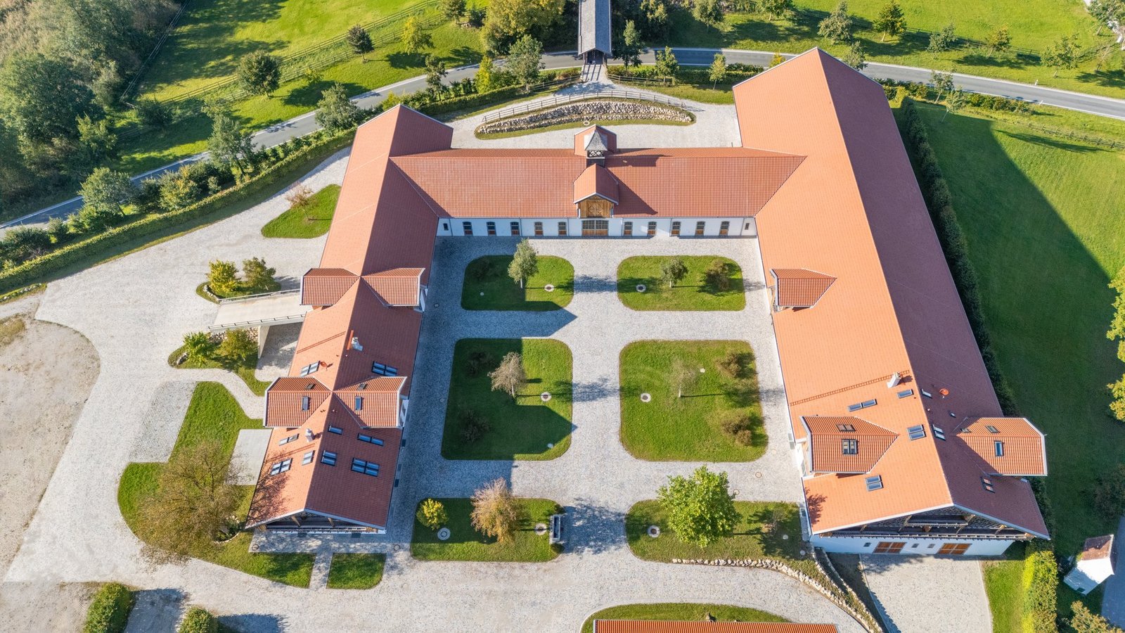 Stud Farm In A Dream Setting. Superlative Riding Facility With Historic Villa. Farm Ranch in Lake Starnberg, Bavaria, Germany