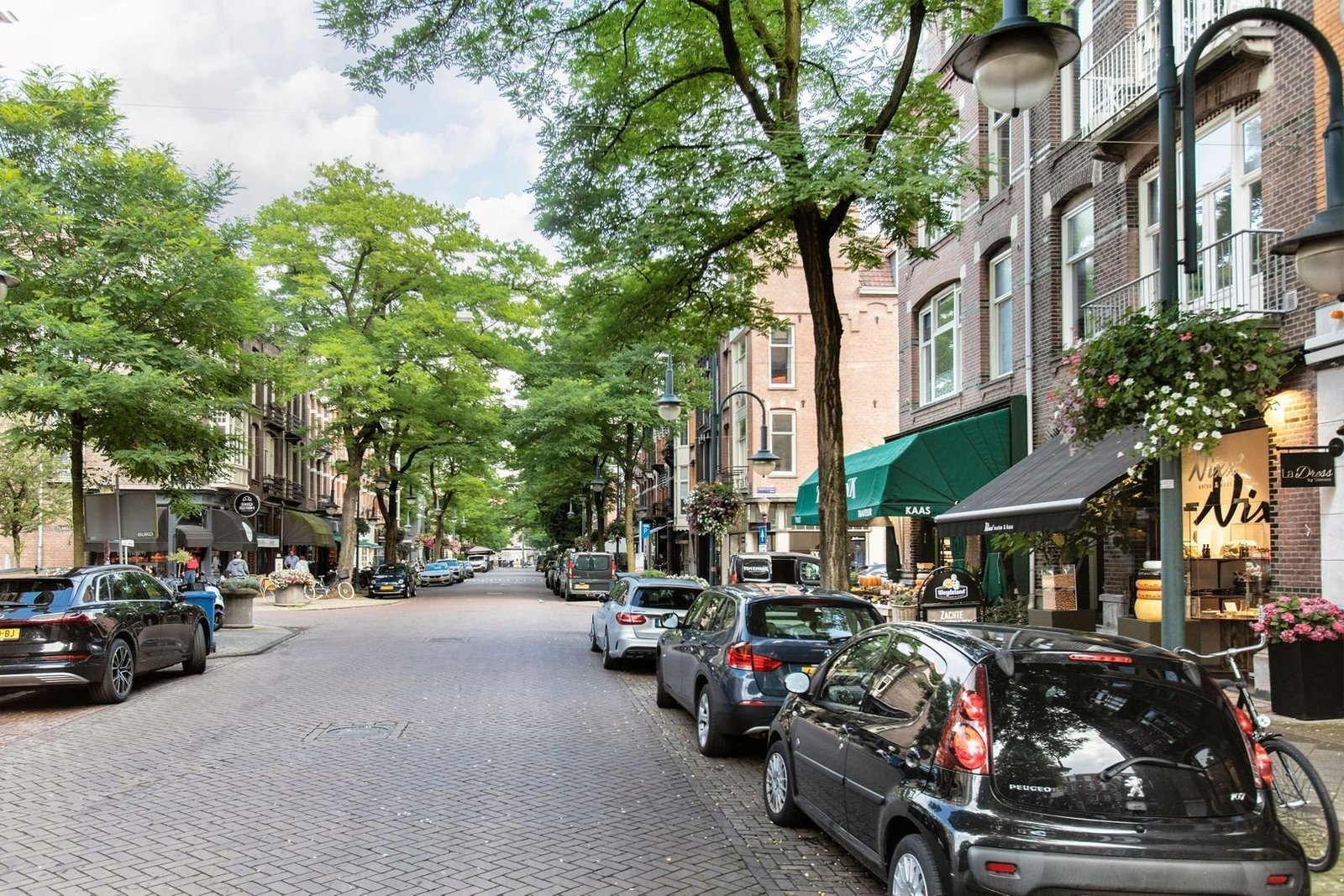 Amsterdam Town House House in Apollobuurt, North Holland, Netherlands