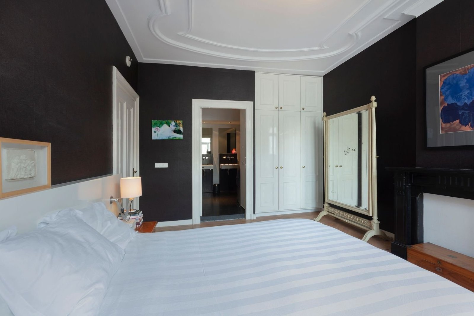 Amsterdam Town House House in Apollobuurt, North Holland, Netherlands