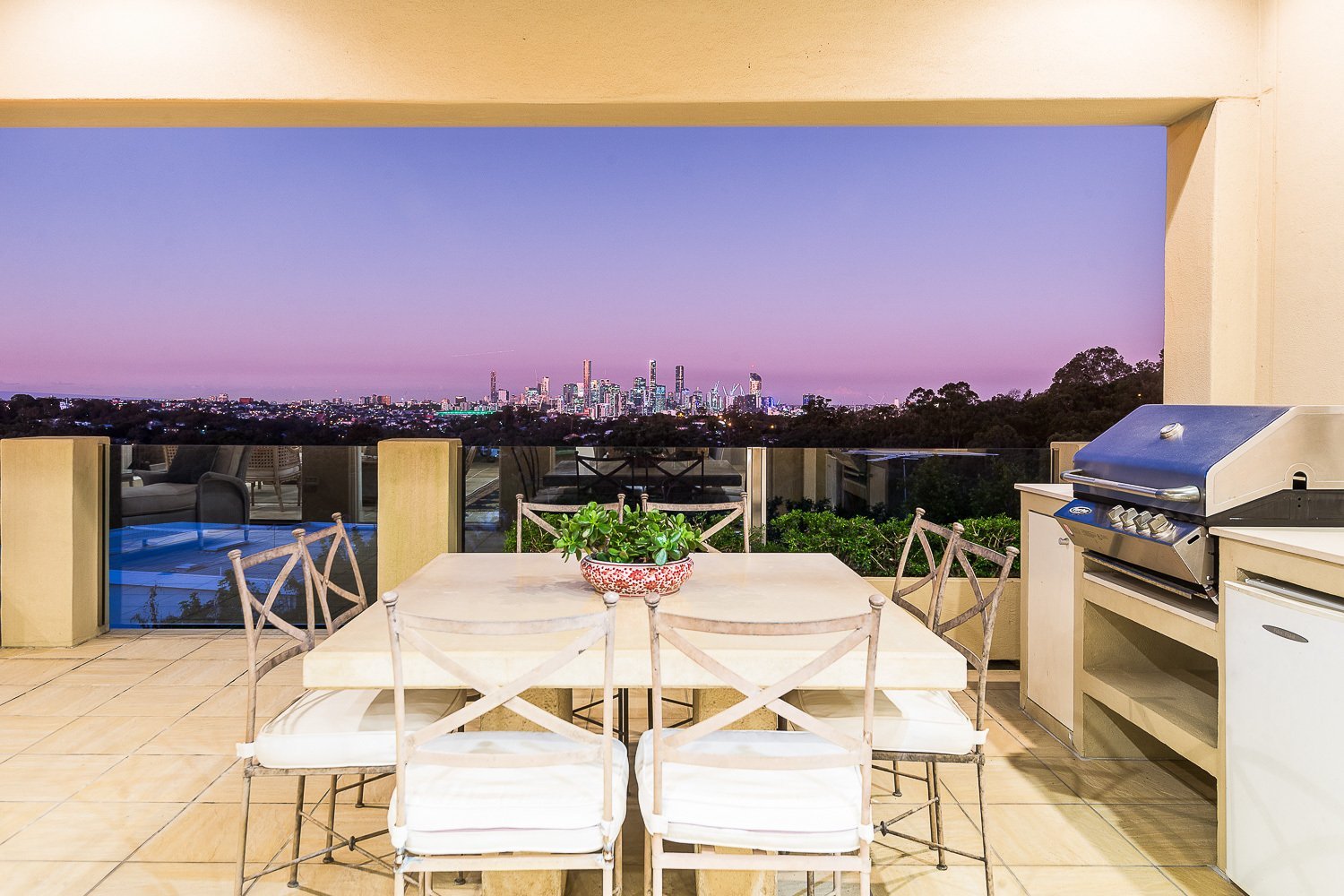 Charming, Stylish And Elegant Home With Mesmerising City Views House in Bardon, Queensland, Australia