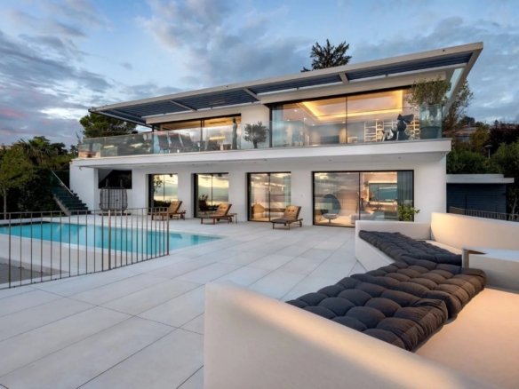 House in Bourg-en-Lavaux, Vaud, Switzerland