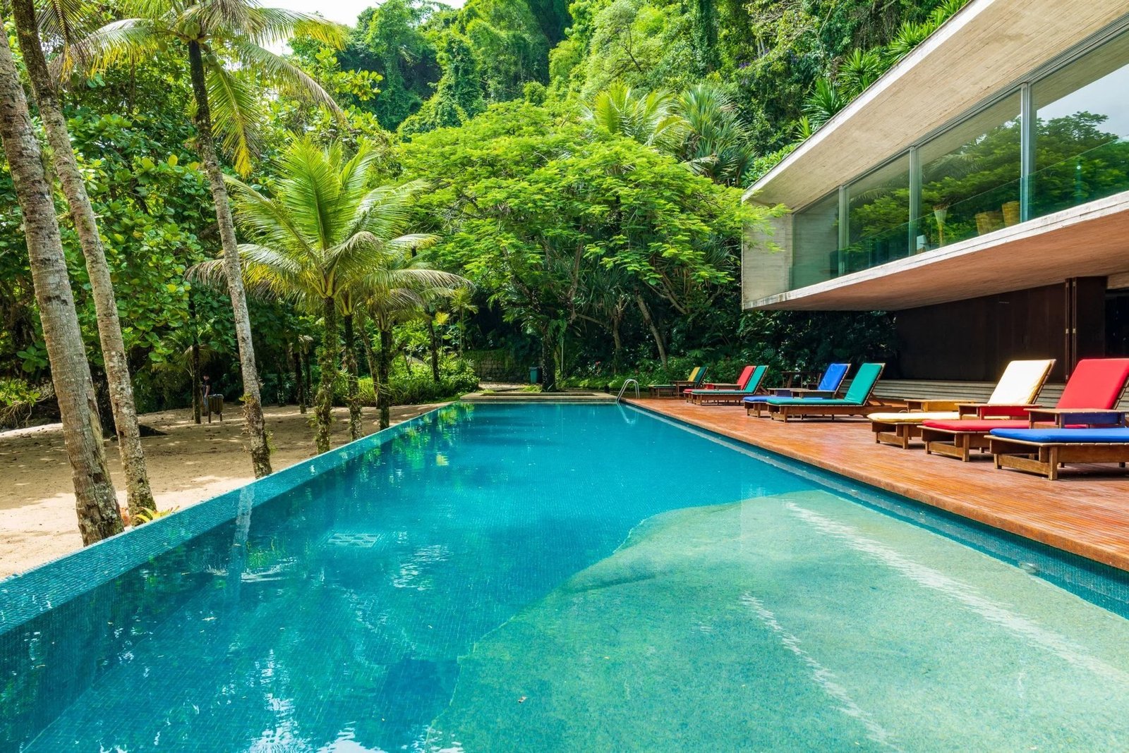 Pty008 Luxury Beachfront Villa In Paraty House in Brazil