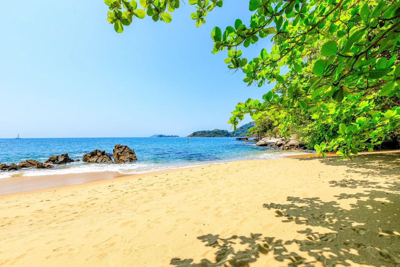 Pty008 Luxury Beachfront Villa In Paraty House in Brazil