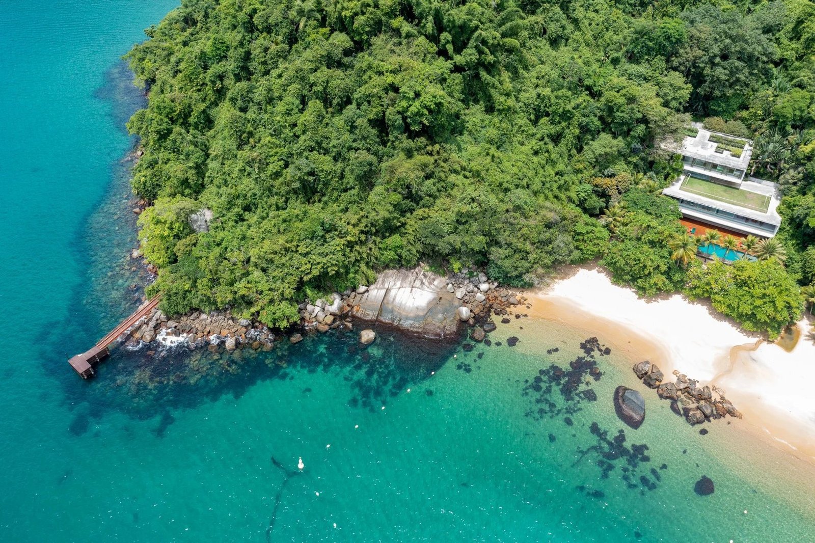 Pty008 Luxury Beachfront Villa In Paraty House in Brazil