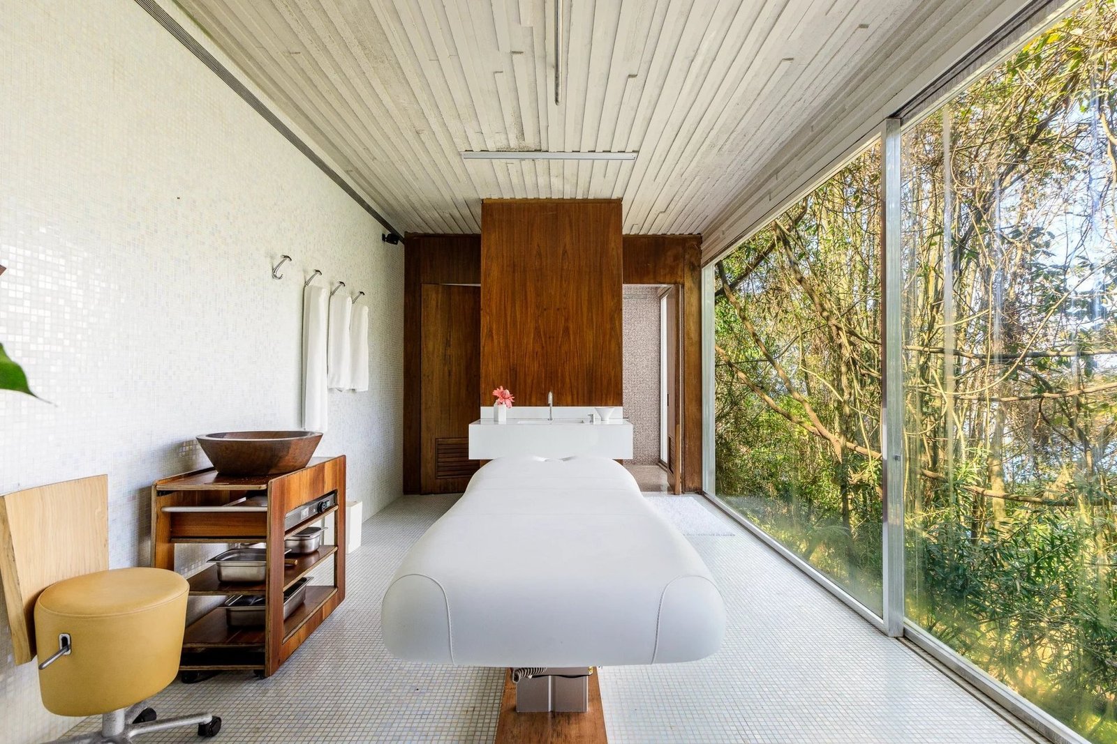 Pty008 Luxury Beachfront Villa In Paraty House in Brazil