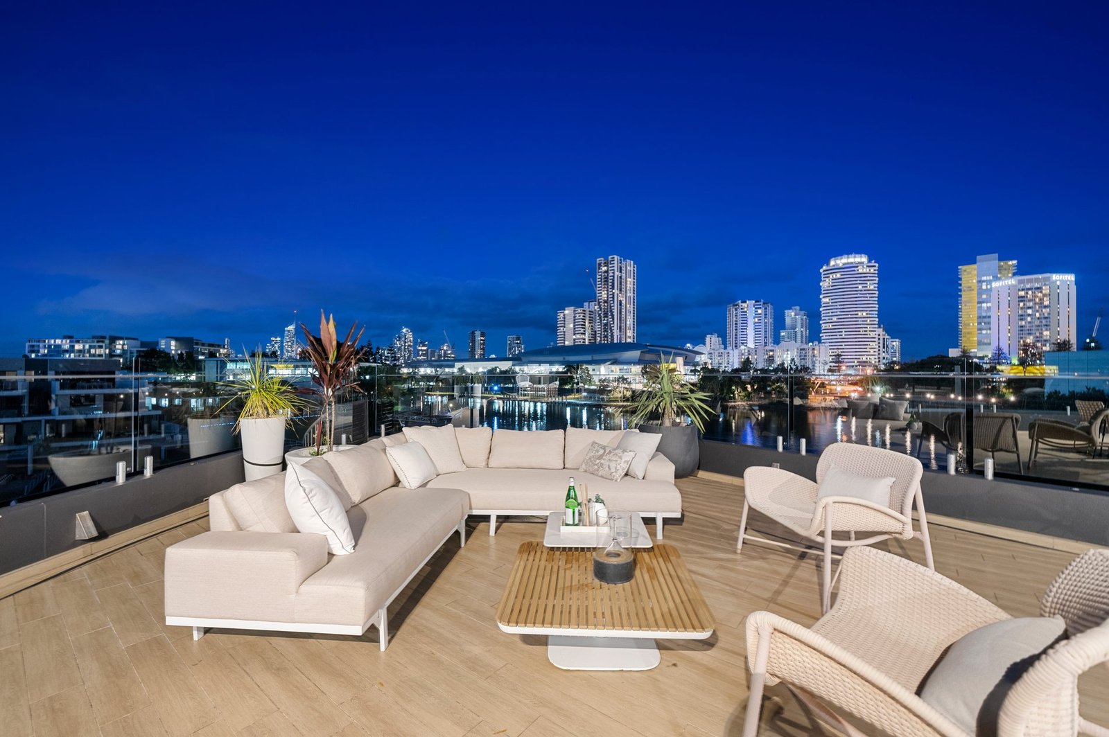 Exquisite Waterfront Living Architectural Masterpiece House in Broadbeach Waters, Queensland, Australia