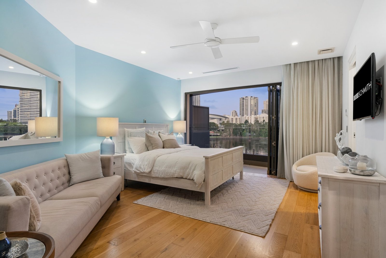 Exquisite Waterfront Living Architectural Masterpiece House in Broadbeach Waters, Queensland, Australia