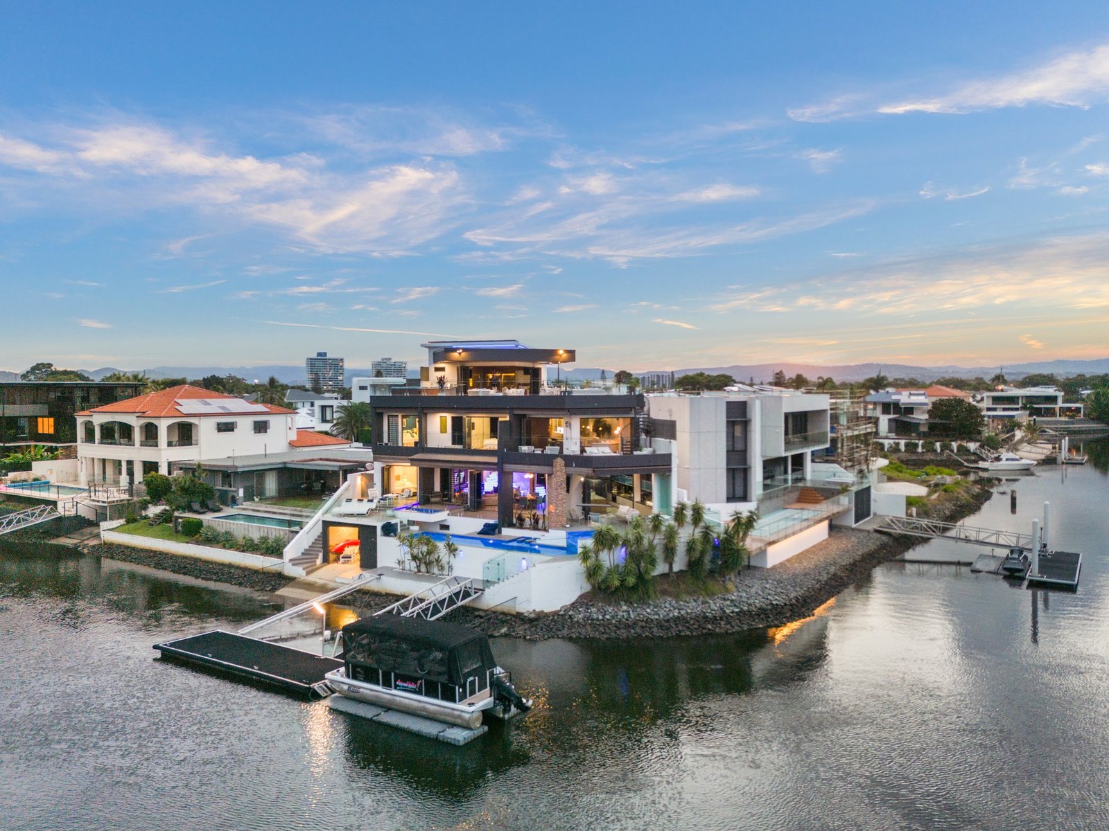 Exquisite Waterfront Living Architectural Masterpiece House in Broadbeach Waters, Queensland, Australia