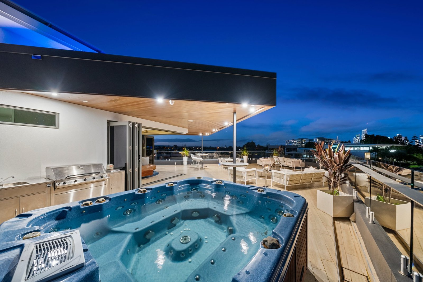 Exquisite Waterfront Living Architectural Masterpiece House in Broadbeach Waters, Queensland, Australia