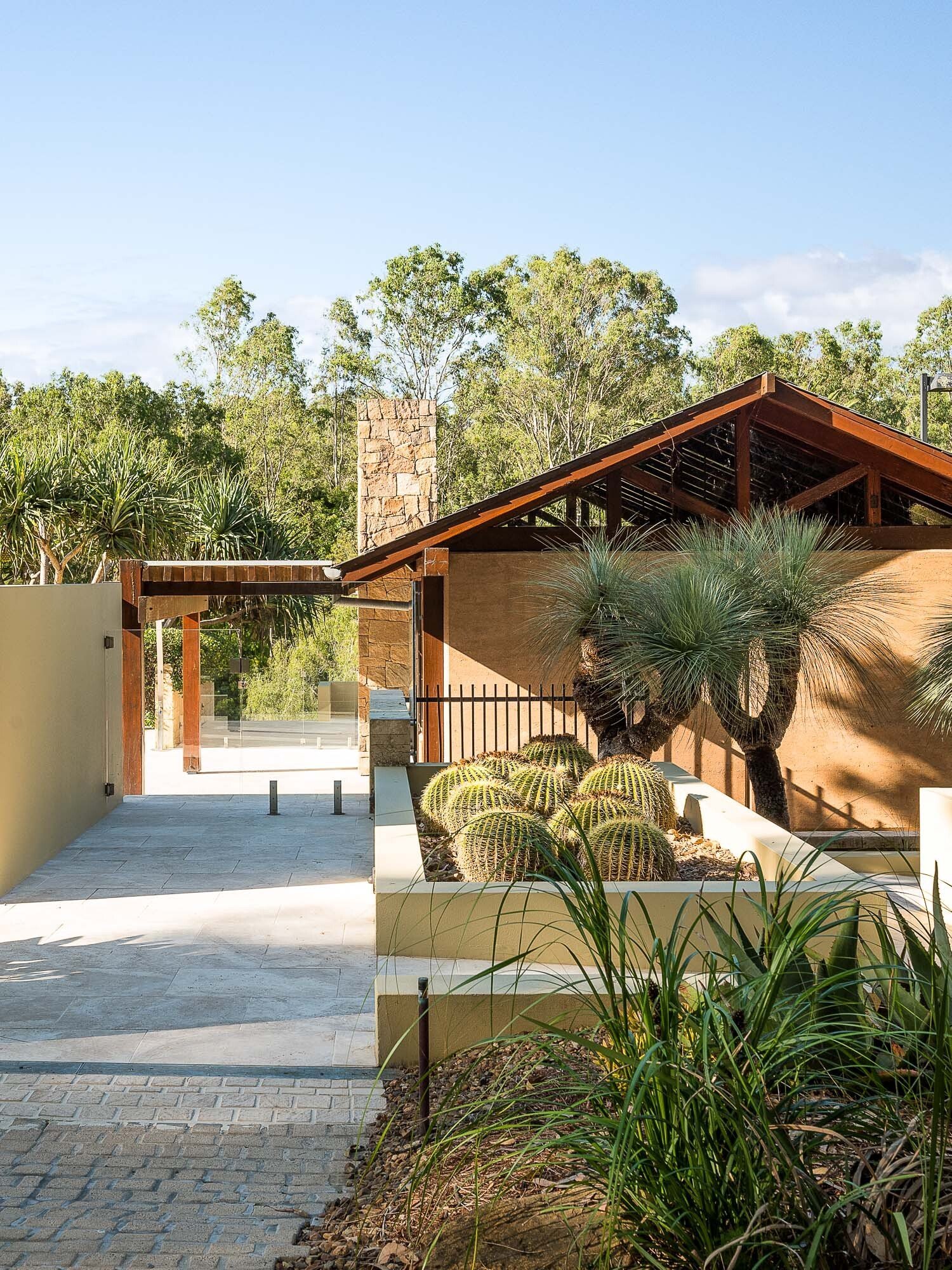 Discover An Unparalleled Lifestyle House in Brookfield, Queensland, Australia