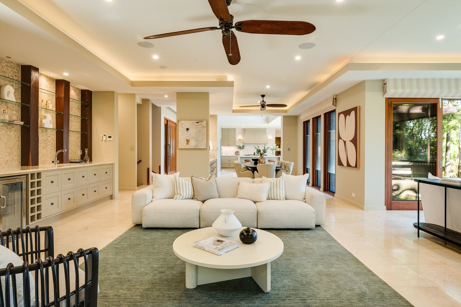 Discover An Unparalleled Lifestyle House in Brookfield, Queensland, Australia