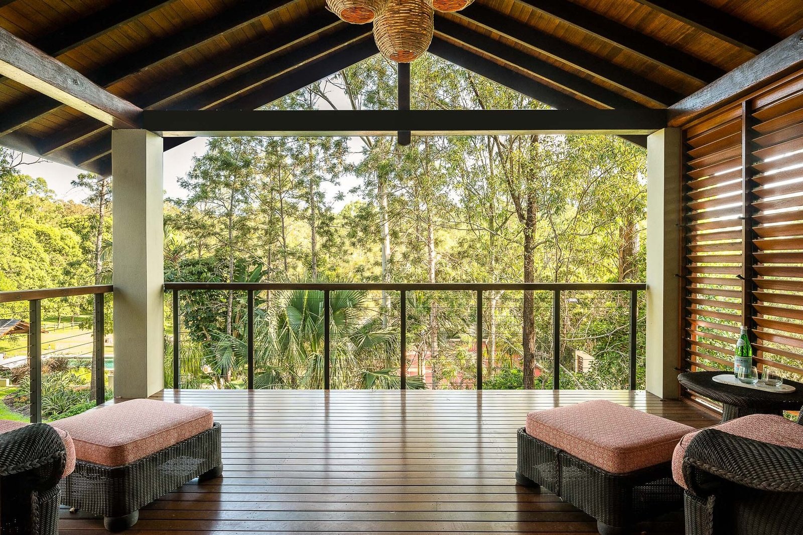 Discover An Unparalleled Lifestyle House in Brookfield, Queensland, Australia
