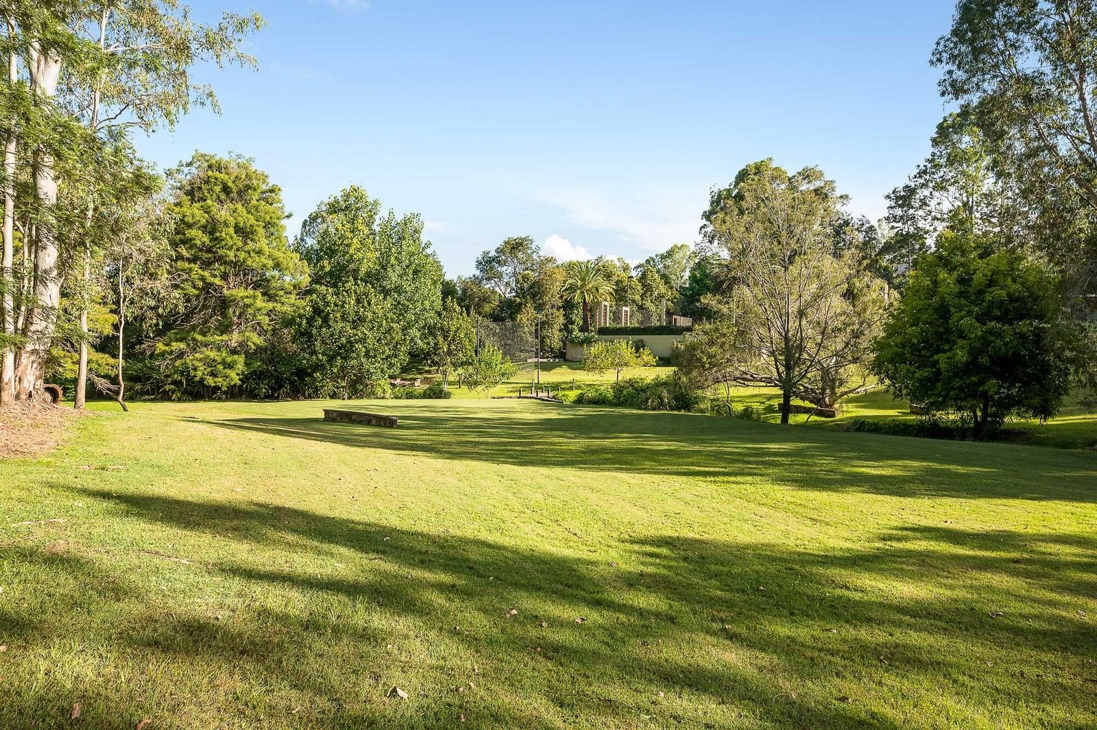 Discover An Unparalleled Lifestyle House in Brookfield, Queensland, Australia