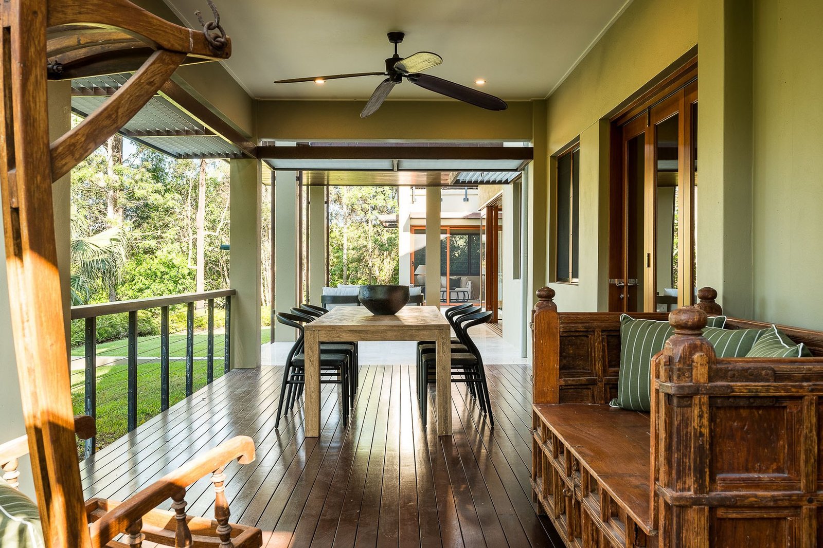 Discover An Unparalleled Lifestyle House in Brookfield, Queensland, Australia