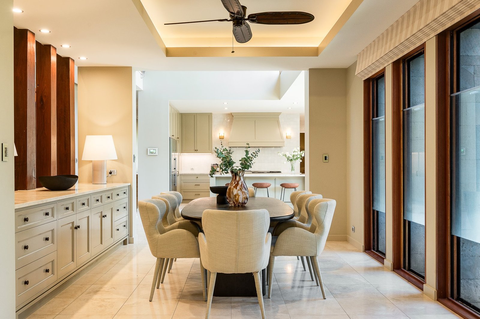 Discover An Unparalleled Lifestyle House in Brookfield, Queensland, Australia