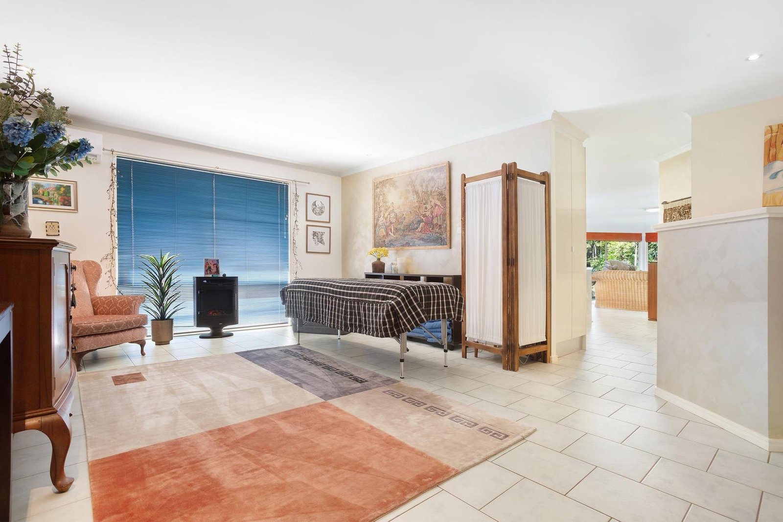 Tranquil Single Level Haven With Dual Living Potential House in Byron Bay, New South Wales, Australia