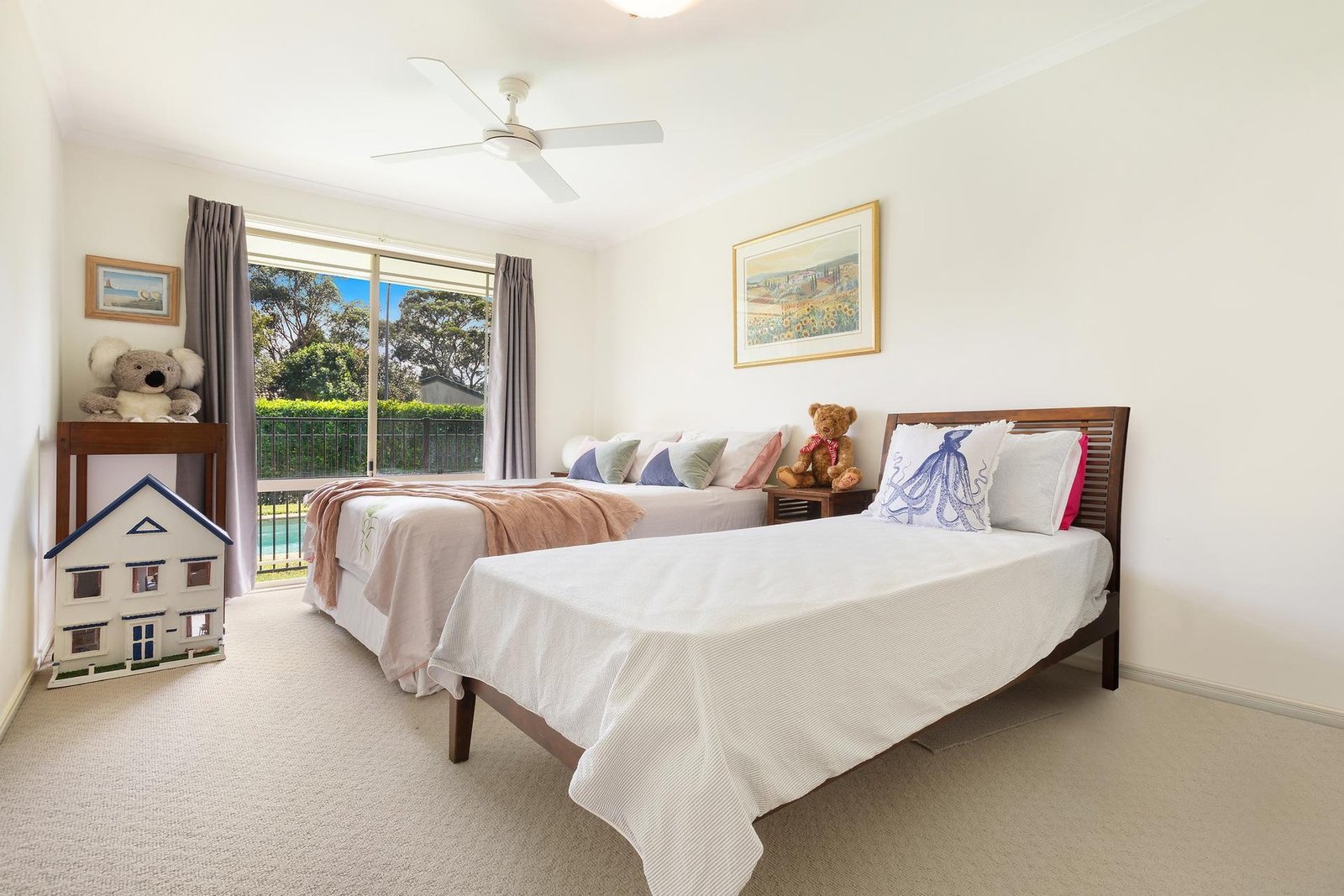 Tranquil Single Level Haven With Dual Living Potential House in Byron Bay, New South Wales, Australia