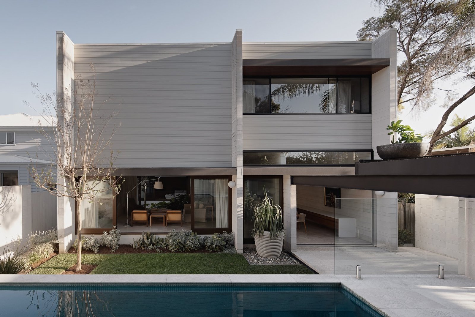 Rare Residential Commission By Richards & Spence Architects House in Clayfield, Queensland, Australia