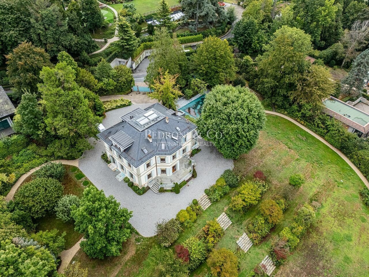 House in Cologny, Genève, Switzerland