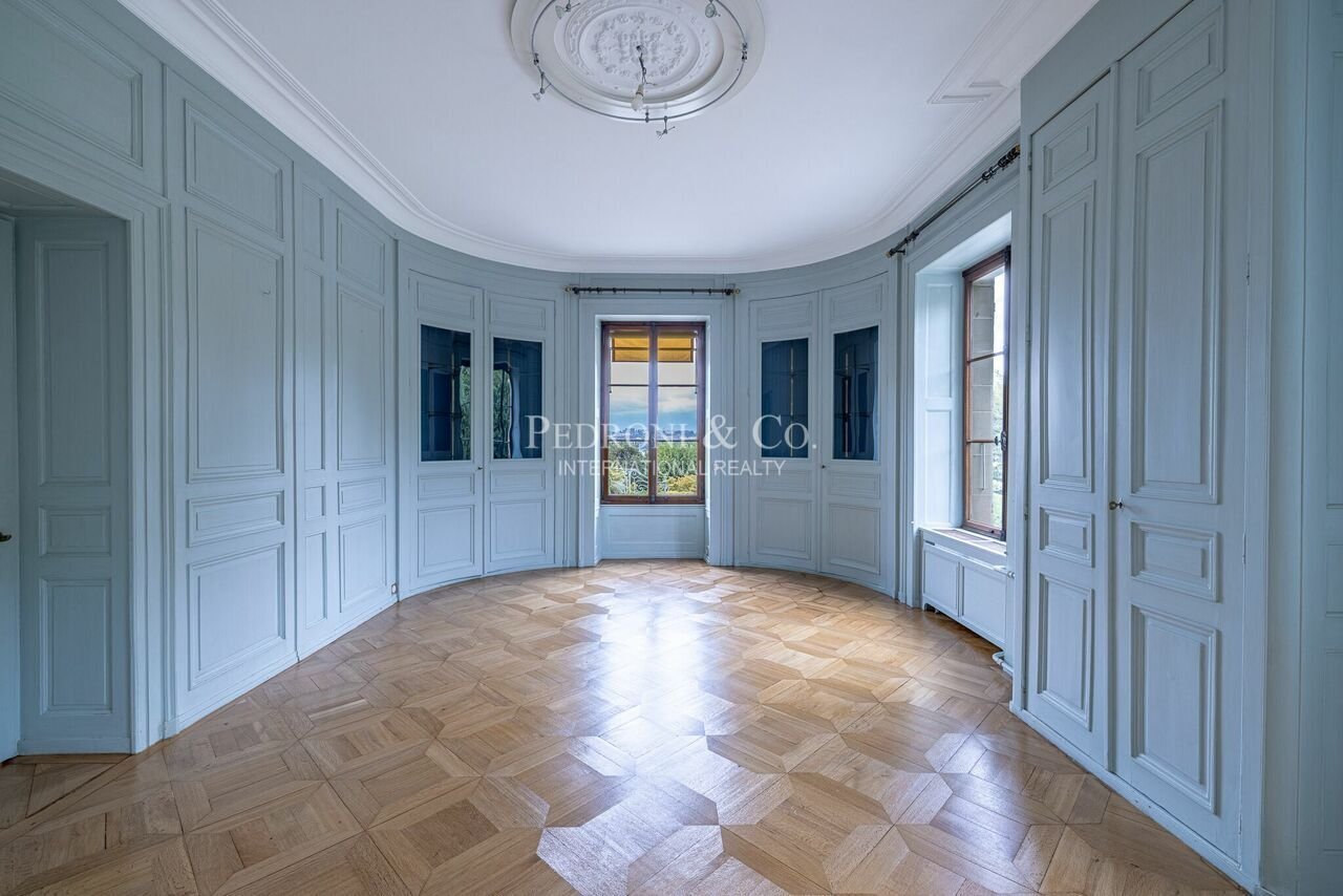 House in Cologny, Genève, Switzerland