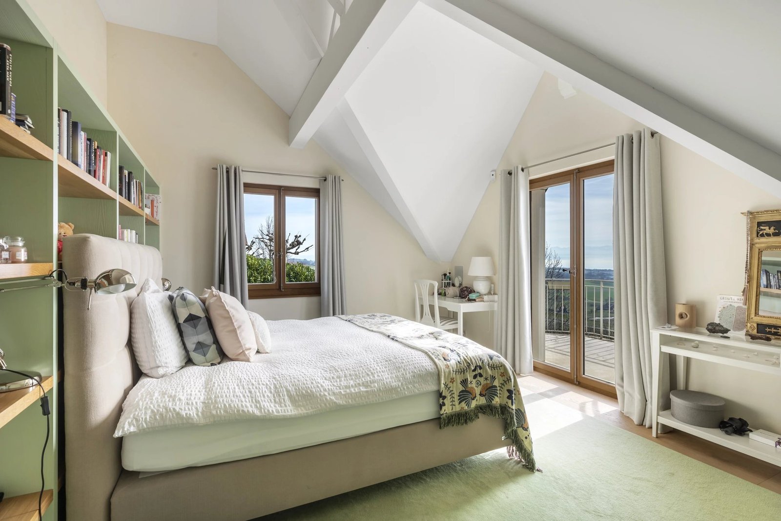 Exceptional Villa Offering A Panoramic View Of The Lake And The Alps House in Féchy, Vaud, Switzerland