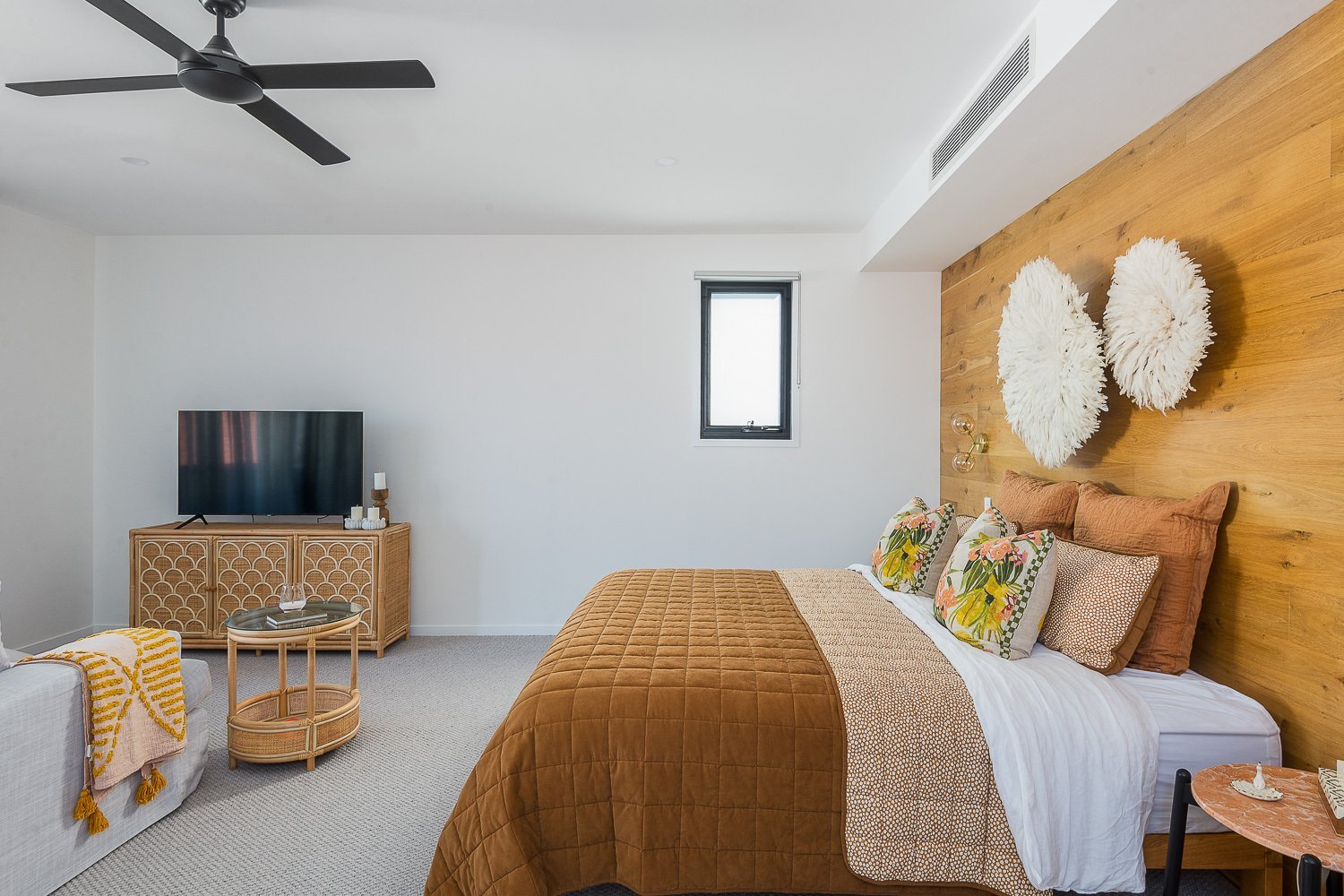 Newly Built Sanctuary Positioned Atop Hamilton Hill House in Hamilton, Queensland, Australia