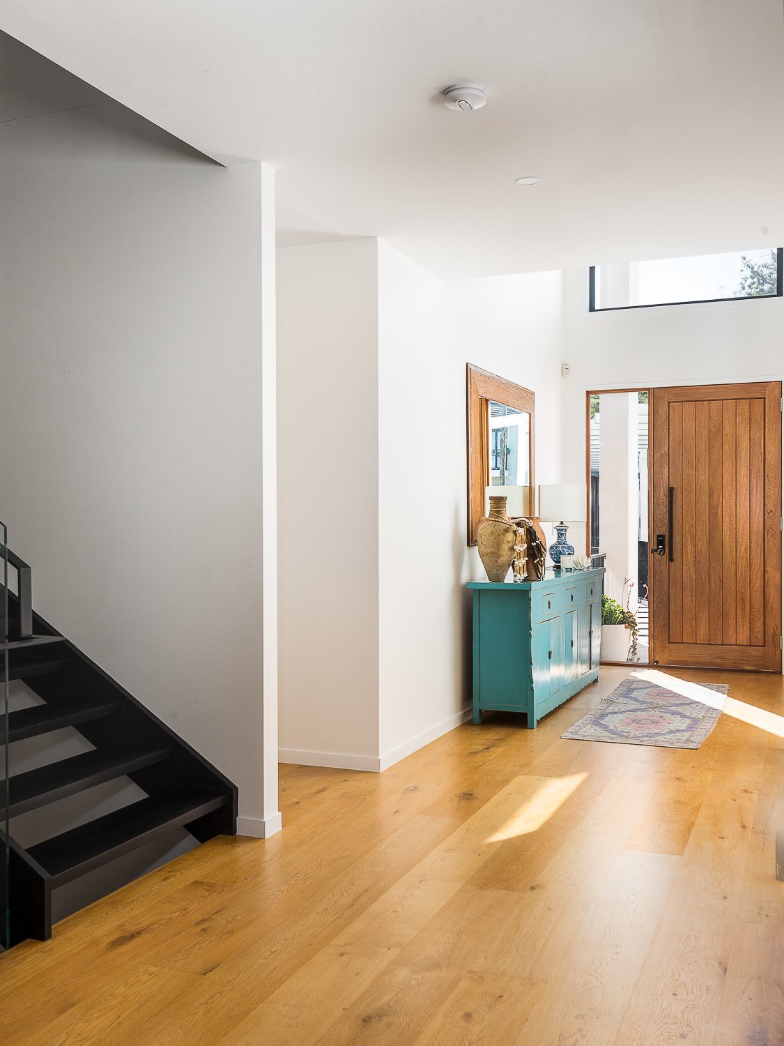 Newly Built Sanctuary Positioned Atop Hamilton Hill House in Hamilton, Queensland, Australia